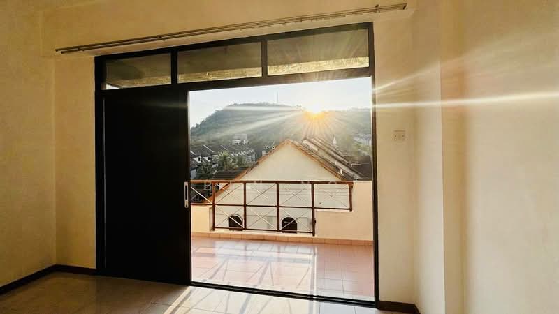 Apartment for Sale at Sri Legenda Apartment - BEN NG - Balcony - PropertyGuru.com.my