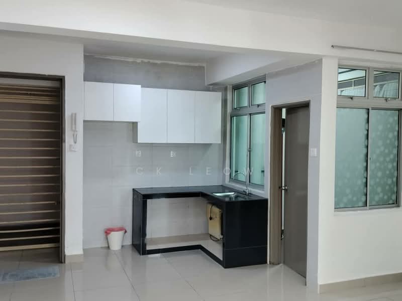 Service Residence for Rent at Larkin Heights - Ck Leow - Kitchen - PropertyGuru.com.my