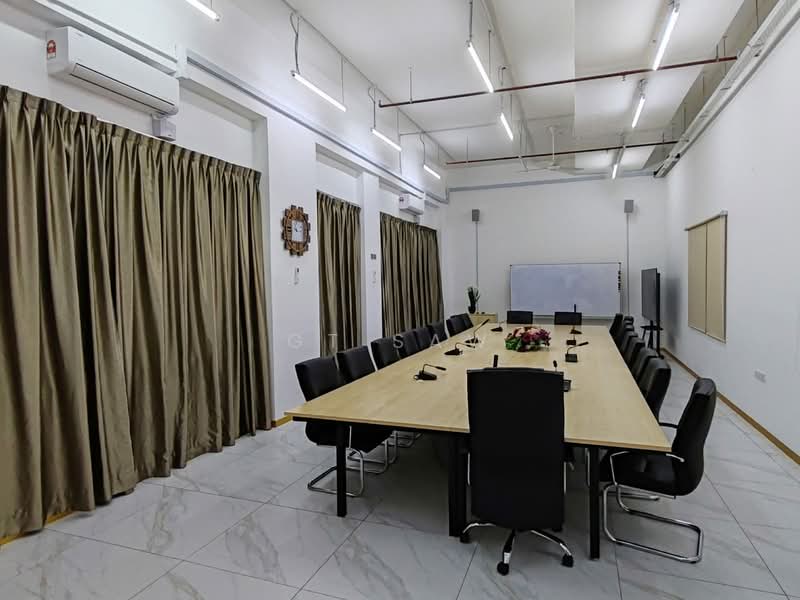 Shop / Office for Rent in Chan Sow Lin (Cheras) - GT Saw - Interior - PropertyGuru.com.my
