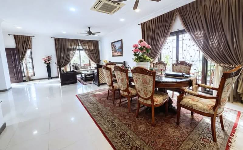 Banglo Pautan untuk Dijual di D' Villa Equestrian (Petaling Jaya) - Sean Lo - Dining Room - PropertyGuru.com.my