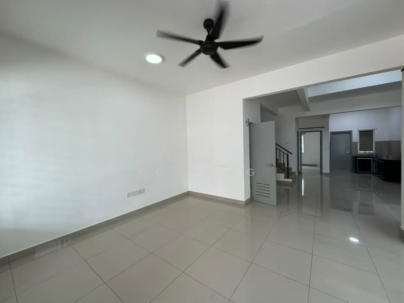 Rumah Teres 2 Tingkat untuk Disewa di Masai (Johor) - YC Fung - Living Room - PropertyGuru.com.my