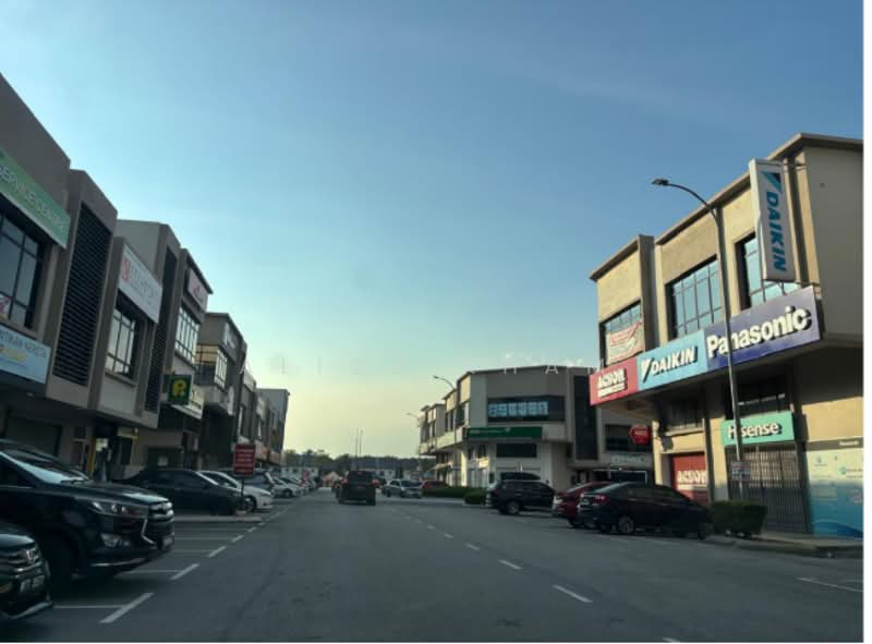 Shop for Sale in Bandar Tropicana Aman (Telok Panglima Garang) - Alice Kham - Exterior - PropertyGuru.com.my
