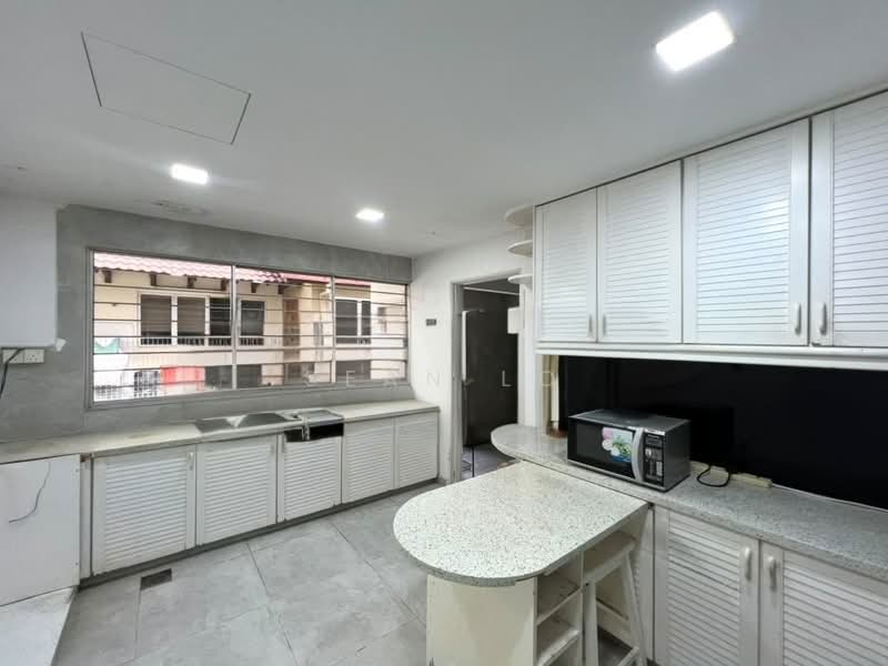 Semi-Detached House for Sale in Taman Tun Dr Ismail (Kuala Lumpur) - Sean Lo - Kitchen - PropertyGuru.com.my
