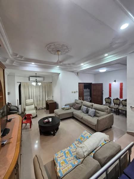 2-storey Terraced House for Rent in Taman Tasek (Johor Bahru) - YC Fung - Living Room - PropertyGuru.com.my