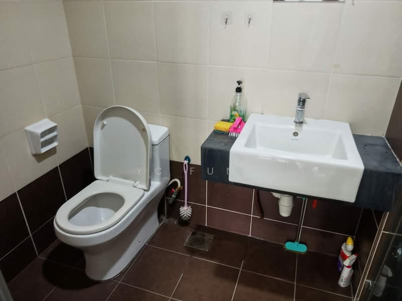 Servis Apartment untuk Disewa di One Sentral Serviced Residence - YC Fung - Bathroom - PropertyGuru.com.my