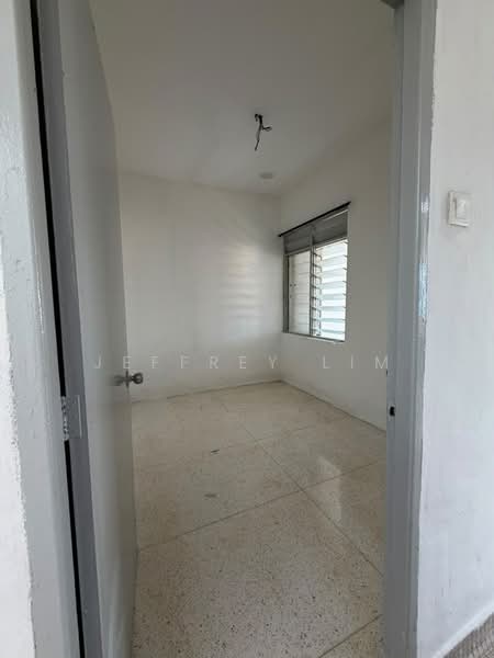 1-storey Terraced House for Sale in Taman Johor (Tampoi) - Jeffrey Lim - PropertyGuru.com.my