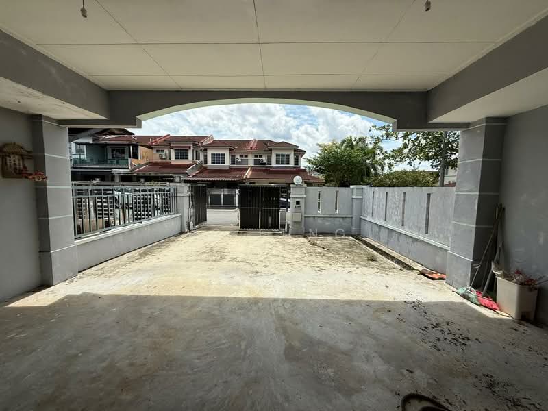 Rumah Teres 2 Tingkat untuk Disewa di Taman Pulai Flora (Skudai) - YC Fung - Exterior - PropertyGuru.com.my
