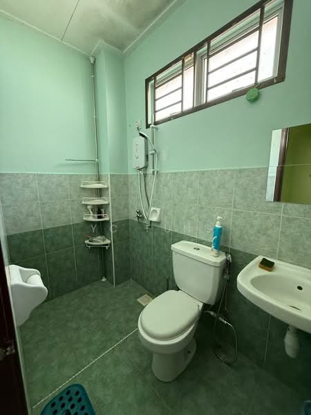 Rumah Teres 2 Tingkat untuk Disewa di Taman Pulai Flora (Skudai) - YC Fung - Bathroom - PropertyGuru.com.my