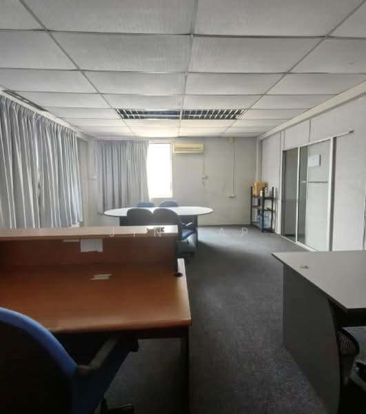 Shop for Rent in Bandar Indera Mahkota (Kuantan) - Jyn Yap - Interior - PropertyGuru.com.my