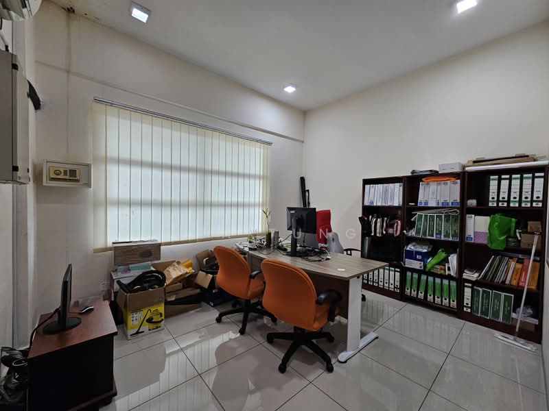 Kilang untuk Disewa di Hi-Tech Industrial Park (Semenyih) - Sia Tung - Study - PropertyGuru.com.my
