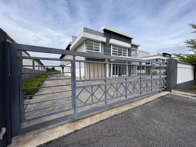 Factory for Sale in Hi-Tech Industrial Park (Semenyih) - Sia Tung - Exterior - PropertyGuru.com.my