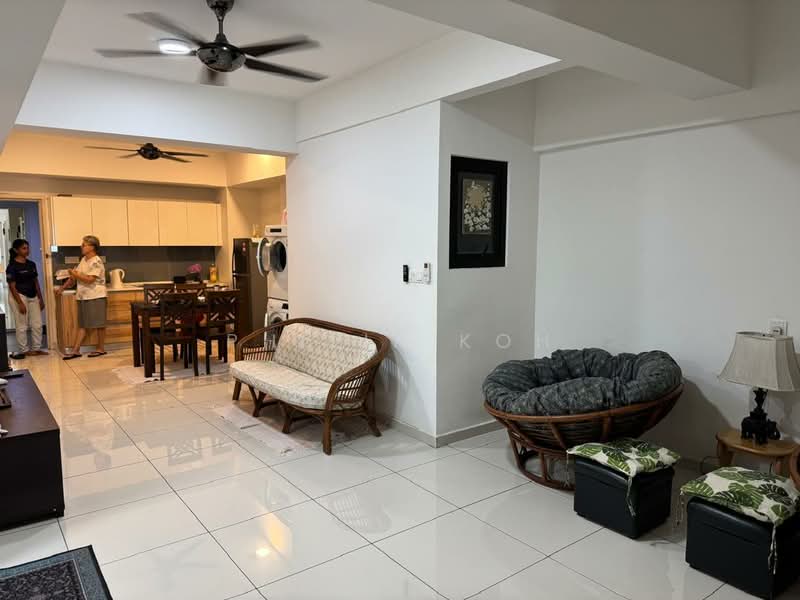 Servis Apartment untuk Disewa di Avenue D'Vogue - Philip Koh - Living Room - PropertyGuru.com.my