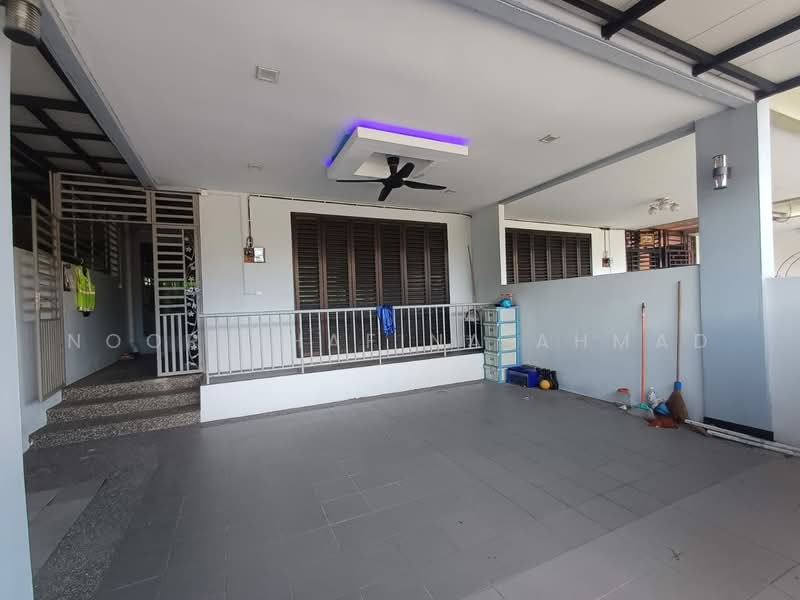 1-storey Terraced House for Sale in Taman Pinggiran Bertam (Kepala Batas) - Noor Shafina Ahmad - Exterior - PropertyGuru.com.my