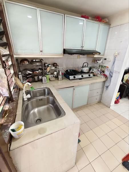 Pangsapuri untuk Dijual di Pangsapuri Kelana Impian - Fauran Nawawi - PropertyGuru.com.my