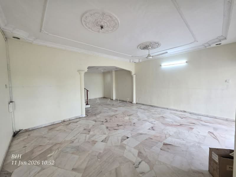 2-storey Terraced House for Sale in Taman Meru Jaya (Kapar) - Nik Hazizullah - PropertyGuru.com.my