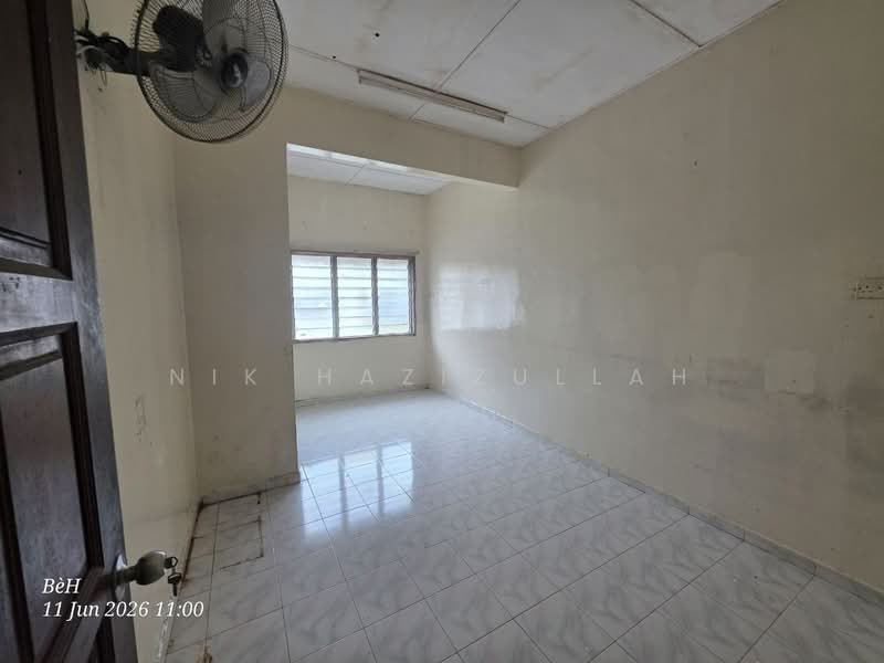 2-storey Terraced House for Sale in Taman Meru Jaya (Kapar) - Nik Hazizullah - PropertyGuru.com.my