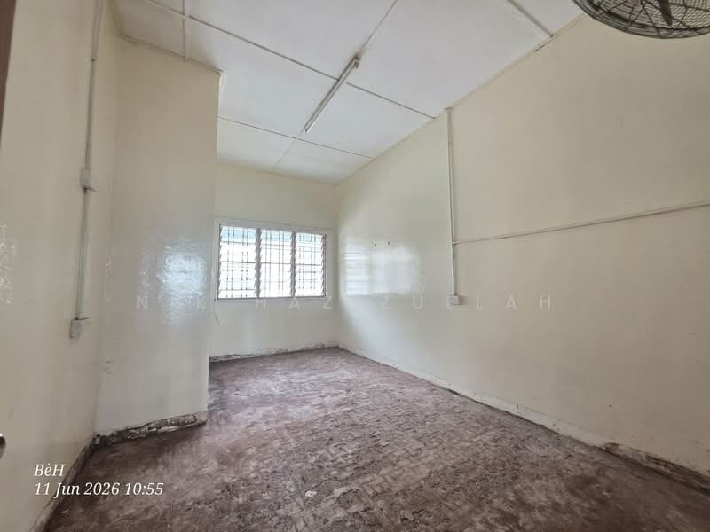 2-storey Terraced House for Sale in Taman Meru Jaya (Kapar) - Nik Hazizullah - PropertyGuru.com.my