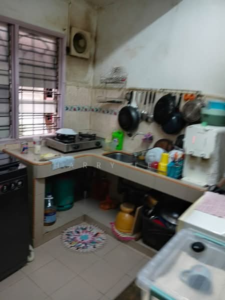 Rumah Teres 2 Tingkat untuk Dijual di BANDAR PUCHONG JAYA (Puchong) - Harry Lee - Kitchen - PropertyGuru.com.my