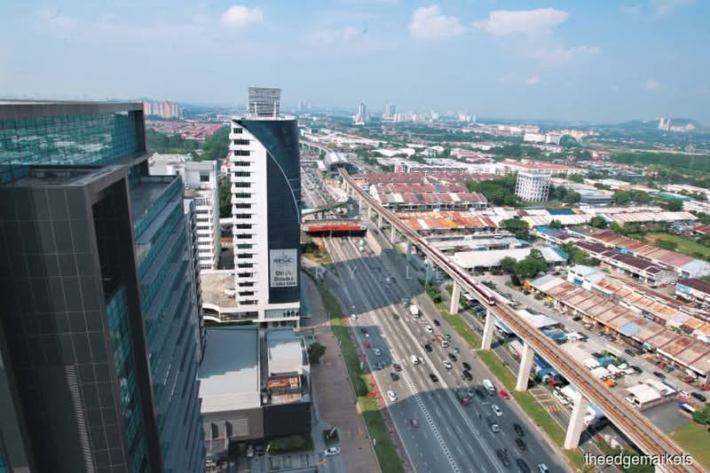 Rumah Teres 2 Tingkat untuk Dijual di BANDAR PUCHONG JAYA (Puchong) - Harry Lee - Exterior - PropertyGuru.com.my