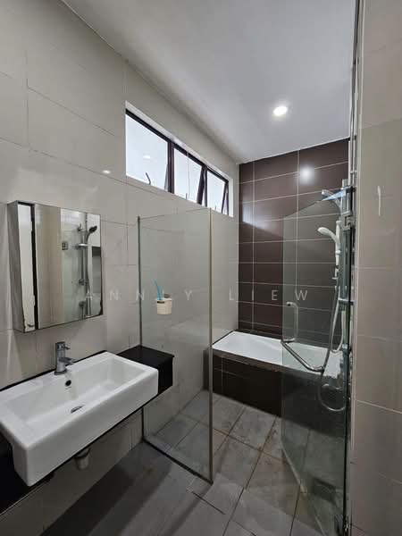 Cluster House for Rent in Johor Bahru (Johor) - Annly Liew - Bathroom - PropertyGuru.com.my