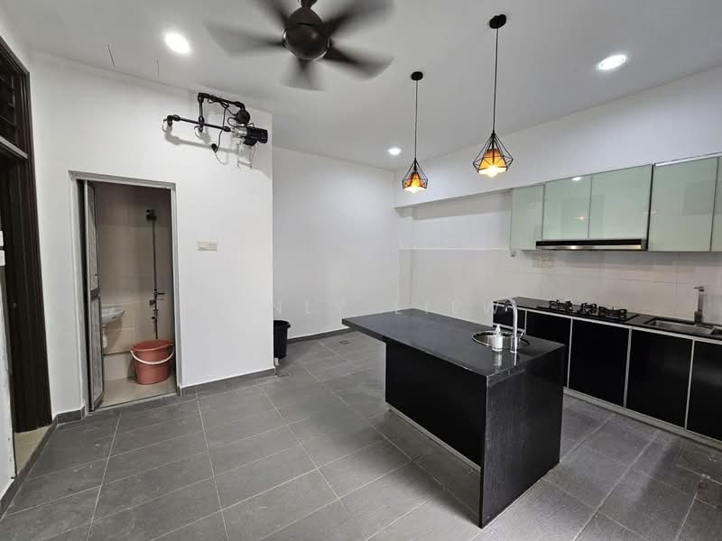 Cluster House for Rent in Johor Bahru (Johor) - Annly Liew - Kitchen - PropertyGuru.com.my