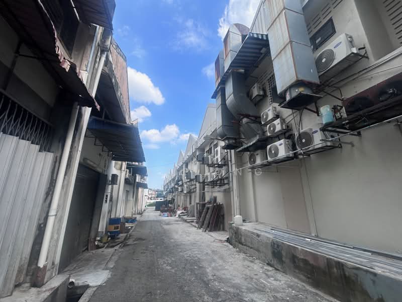 Terrace Factory for Sale in Taman Mayang (Petaling Jaya) - Jaze Ong - Exterior - PropertyGuru.com.my