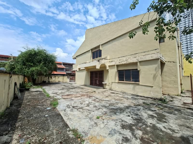Rumah Teres 2 Tingkat untuk Dijual di Taman Wahyu (Batu Caves) - HK Lee - PropertyGuru.com.my