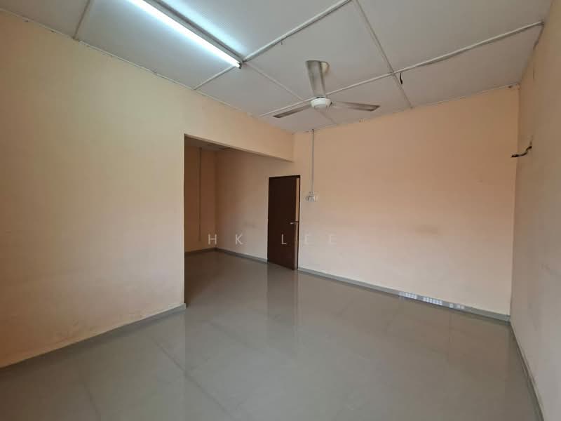 Rumah Teres 2 Tingkat untuk Dijual di Taman Wahyu (Batu Caves) - HK Lee - PropertyGuru.com.my