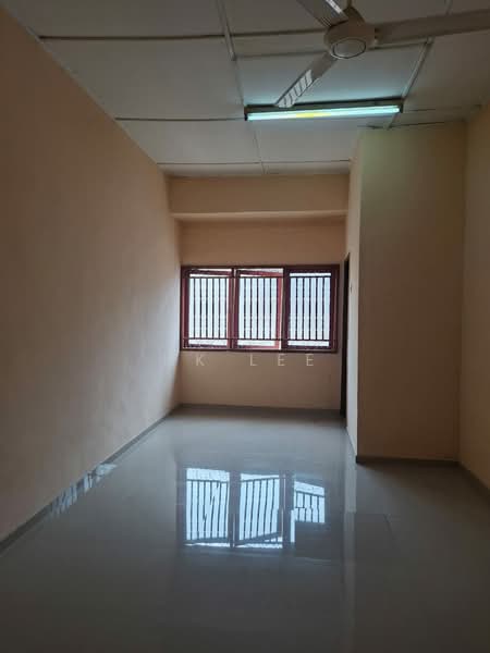Rumah Teres 2 Tingkat untuk Dijual di Taman Wahyu (Batu Caves) - HK Lee - PropertyGuru.com.my