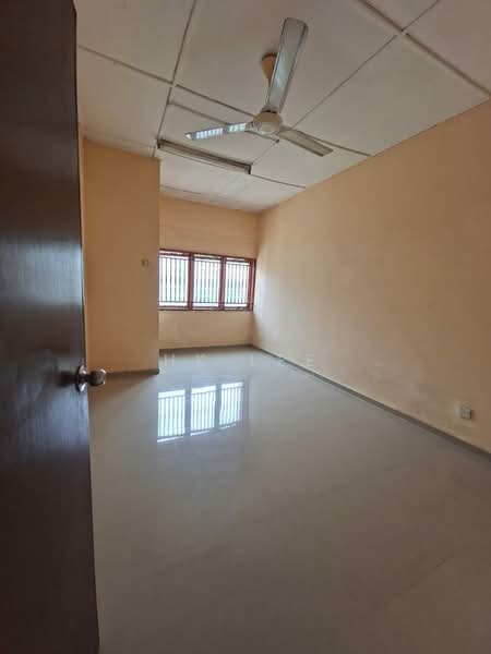 Rumah Teres 2 Tingkat untuk Dijual di Taman Wahyu (Batu Caves) - HK Lee - PropertyGuru.com.my