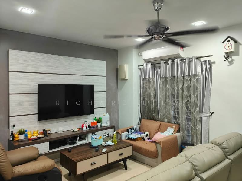 Rumah Teres 2 Tingkat untuk Dijual di Taman Sea (Petaling Jaya) - Richard Liew - Living Room - PropertyGuru.com.my
