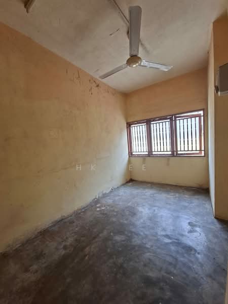 Rumah Teres 2 Tingkat untuk Dijual di Taman Wahyu (Batu Caves) - HK Lee - PropertyGuru.com.my