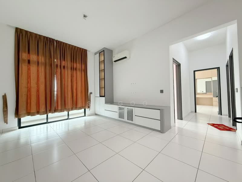 Servis Apartment untuk Dijual di Sky View - SK GOO - Living Room - PropertyGuru.com.my