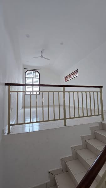 Rumah Teres 1.5 Tingkat untuk Dijual di Taman Pelangi Indah (Ulu Tiram) - Daniel Yong - Interior - PropertyGuru.com.my