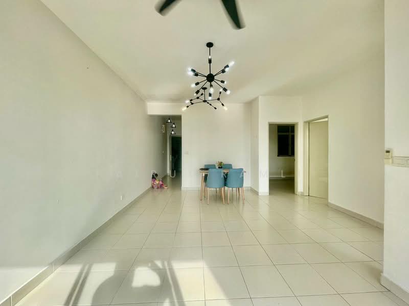 Pangsapuri untuk Dijual di Residensi Pandanmas 2 - Hairul Ramli - Living Room - PropertyGuru.com.my