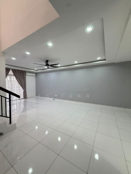 2-storey Terraced House for Rent in Gelang Patah (Johor) - YC Fung - Living Room - PropertyGuru.com.my