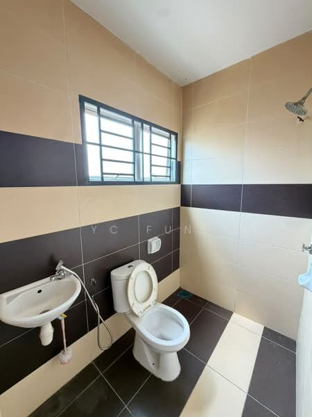 2-storey Terraced House for Rent in Gelang Patah (Johor) - YC Fung - Bathroom - PropertyGuru.com.my