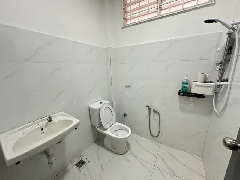 Bungalow for Sale in Ukay Heights (Ampang) - Hei Kar Jun - Bathroom - PropertyGuru.com.my