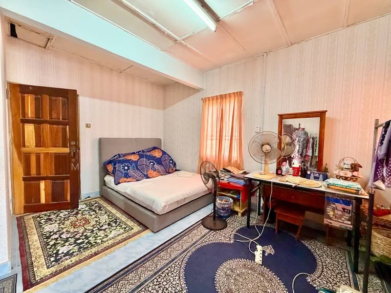 Rumah Teres 3 Tingkat untuk Dijual di Taman Seraya (Ampang) - Mohammad Omar - PropertyGuru.com.my