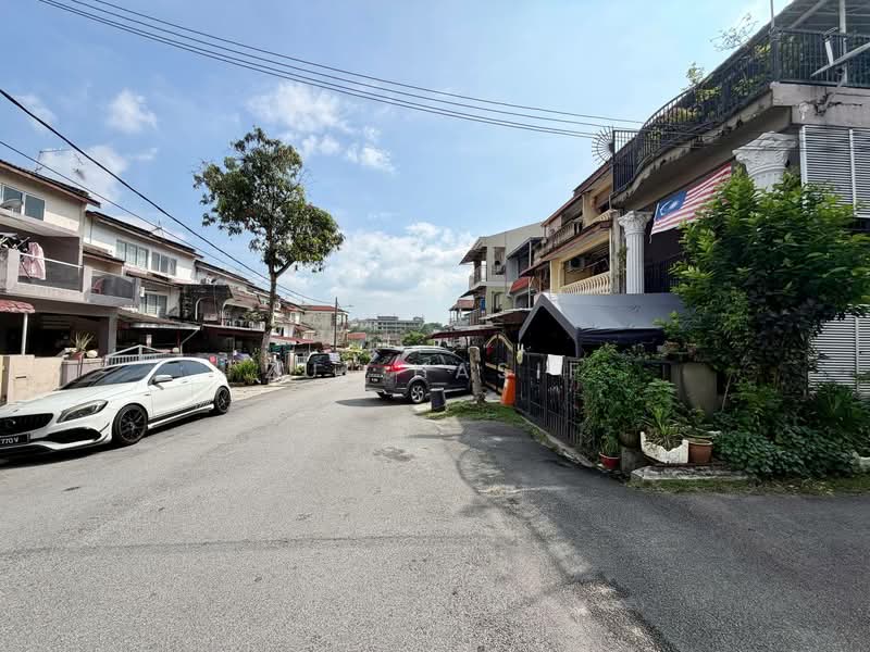 Rumah Teres 3 Tingkat untuk Dijual di Ampang Jaya (Ampang) - Zul Hasif - PropertyGuru.com.my