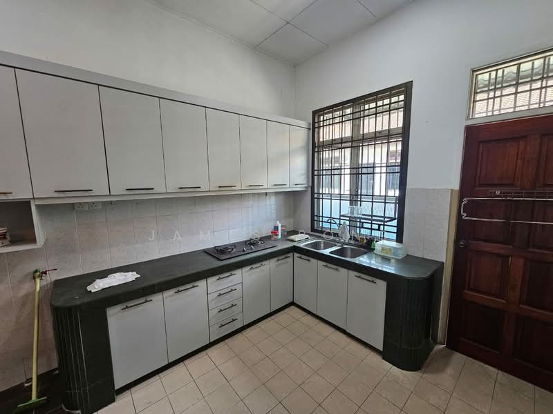 Rumah Teres 1 Tingkat untuk Dijual di Taman Nusa Bestari (Iskandar Puteri (Nusajaya)) - James Bong - Kitchen - PropertyGuru.com.my