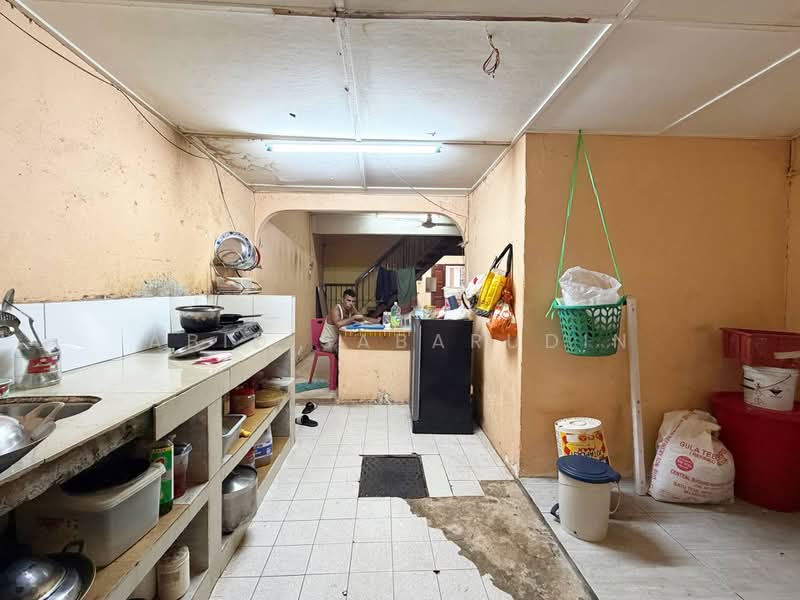 Rumah Teres 2 Tingkat untuk Dijual di Taman Melawati (Ulu Kelang) - Abid Sabarudin - Kitchen - PropertyGuru.com.my