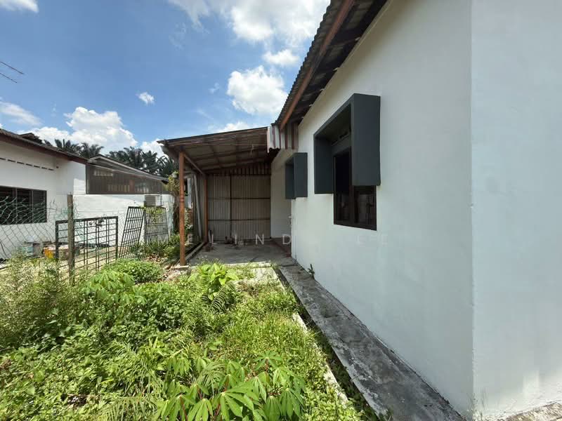 Semi-Detached House for Sale in Taman Sentosa (Johor Bahru) - Melinda Ee - Exterior - PropertyGuru.com.my