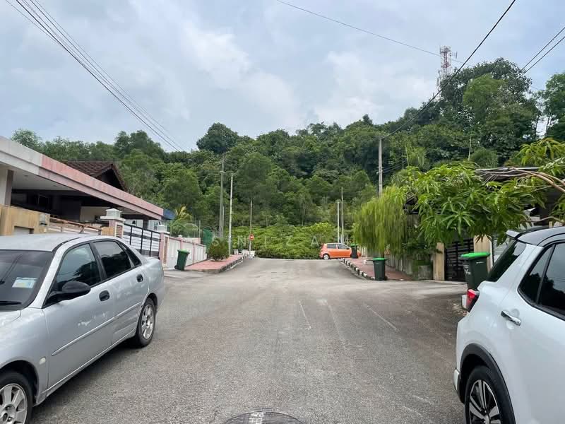Rumah Berkembar untuk Dijual di Taman Kulim Square (Lunas) - Hasnizam . - PropertyGuru.com.my