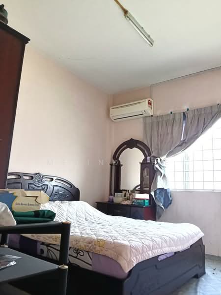 Flat for Sale at Pangsapuri Nuri - Melinda Ee - Bedroom - PropertyGuru.com.my