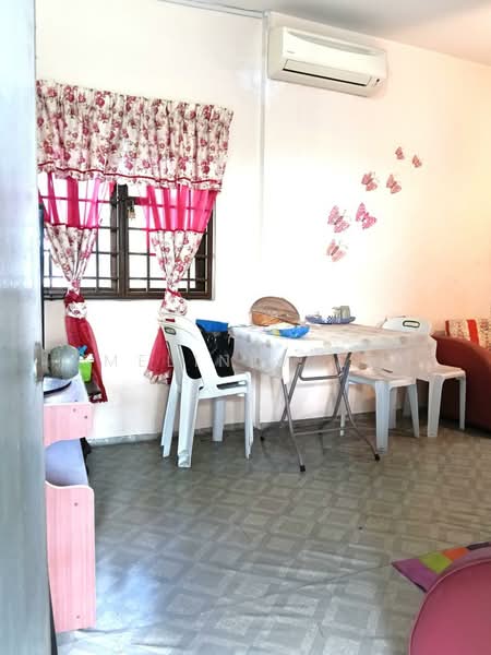 Flat for Sale at Pangsapuri Nuri - Melinda Ee - Living Room - PropertyGuru.com.my