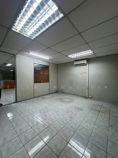 Shop / Office for Sale in Seksyen 13 (Shah Alam) - Eliza Jamaludin - Interior - PropertyGuru.com.my
