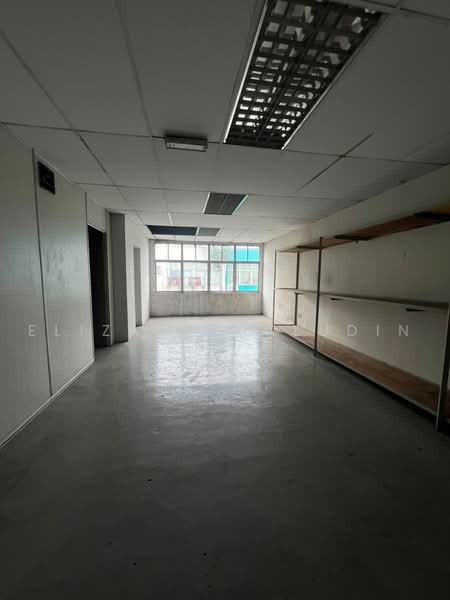 Shop / Office for Sale in Seksyen 13 (Shah Alam) - Eliza Jamaludin - Interior - PropertyGuru.com.my