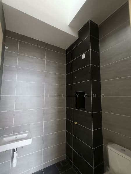 2-storey Terraced House for Sale in Taman Dato Onn (Johor Bahru) - Daniel Yong - Bathroom - PropertyGuru.com.my
