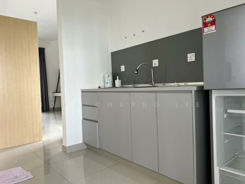 Servis Apartment untuk Disewa di Ramada Meridin - Hong Charng Lee - Kitchen - PropertyGuru.com.my